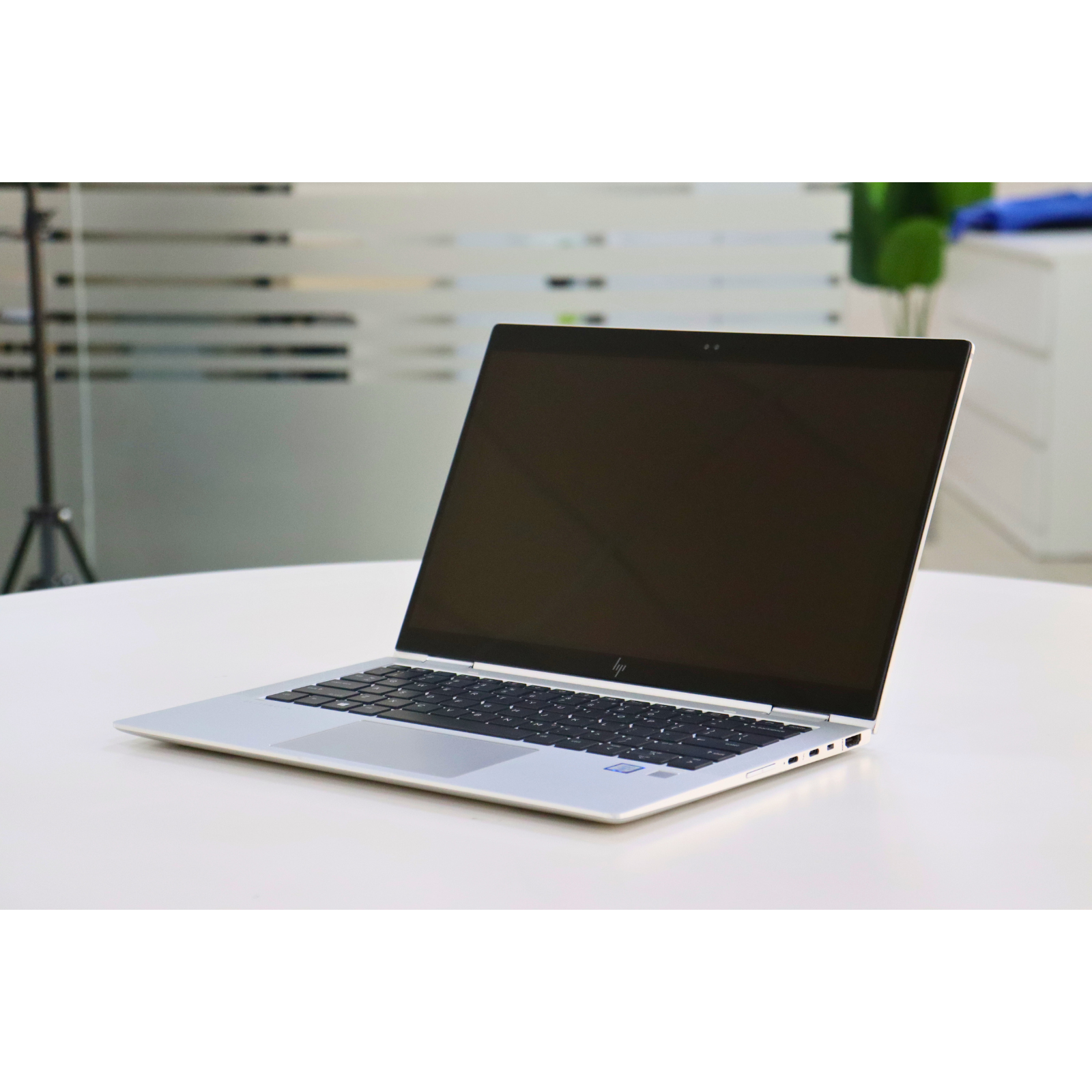 HP EliteBook X360 1030 G3: Intel Core i5, 8th Gen, 8GB RAM, 256GB SSD SN:18996