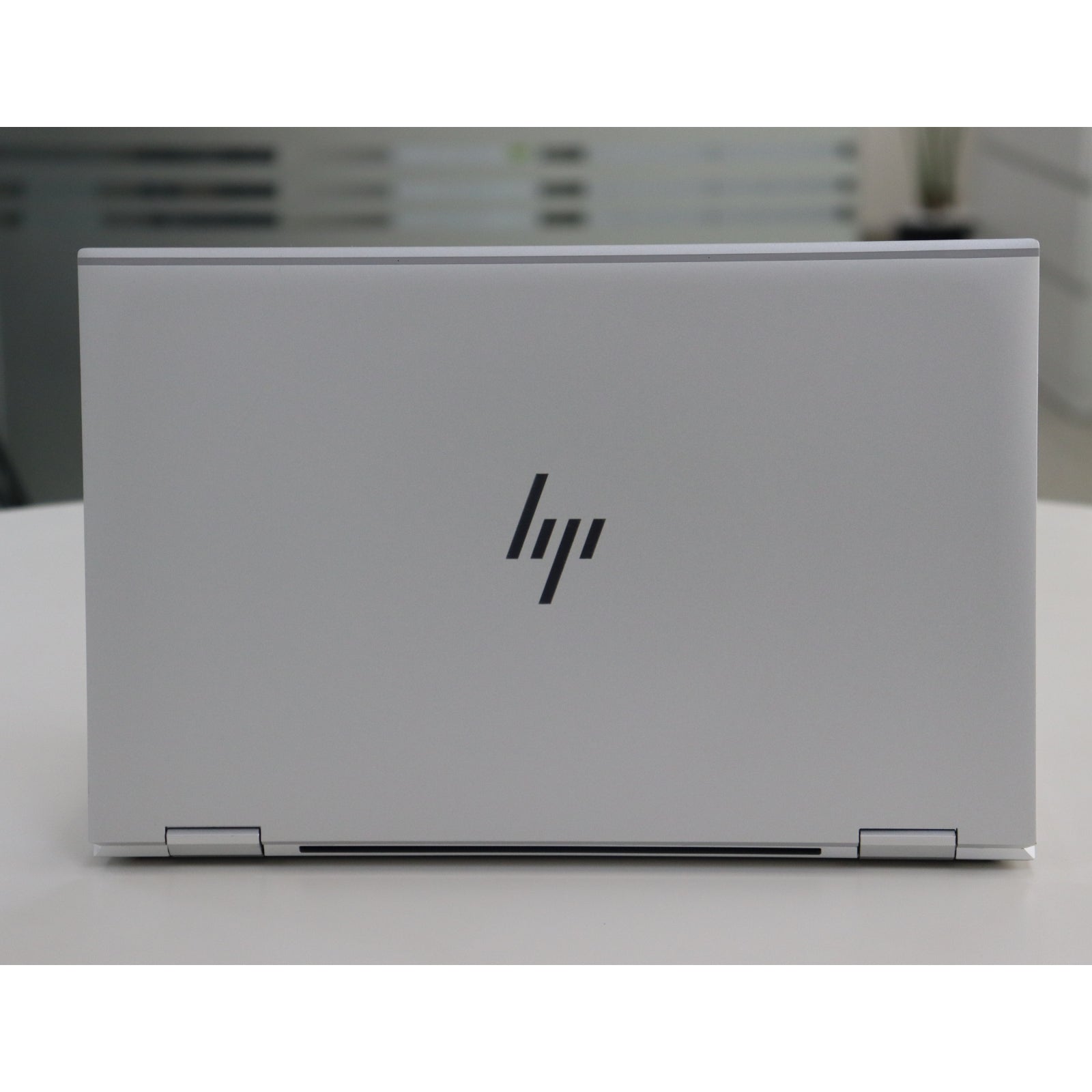 HP ELITEBOOK X360 1040 G8: 11th Gen i5, 8GB RAM, 256GB SSD, SN:21453