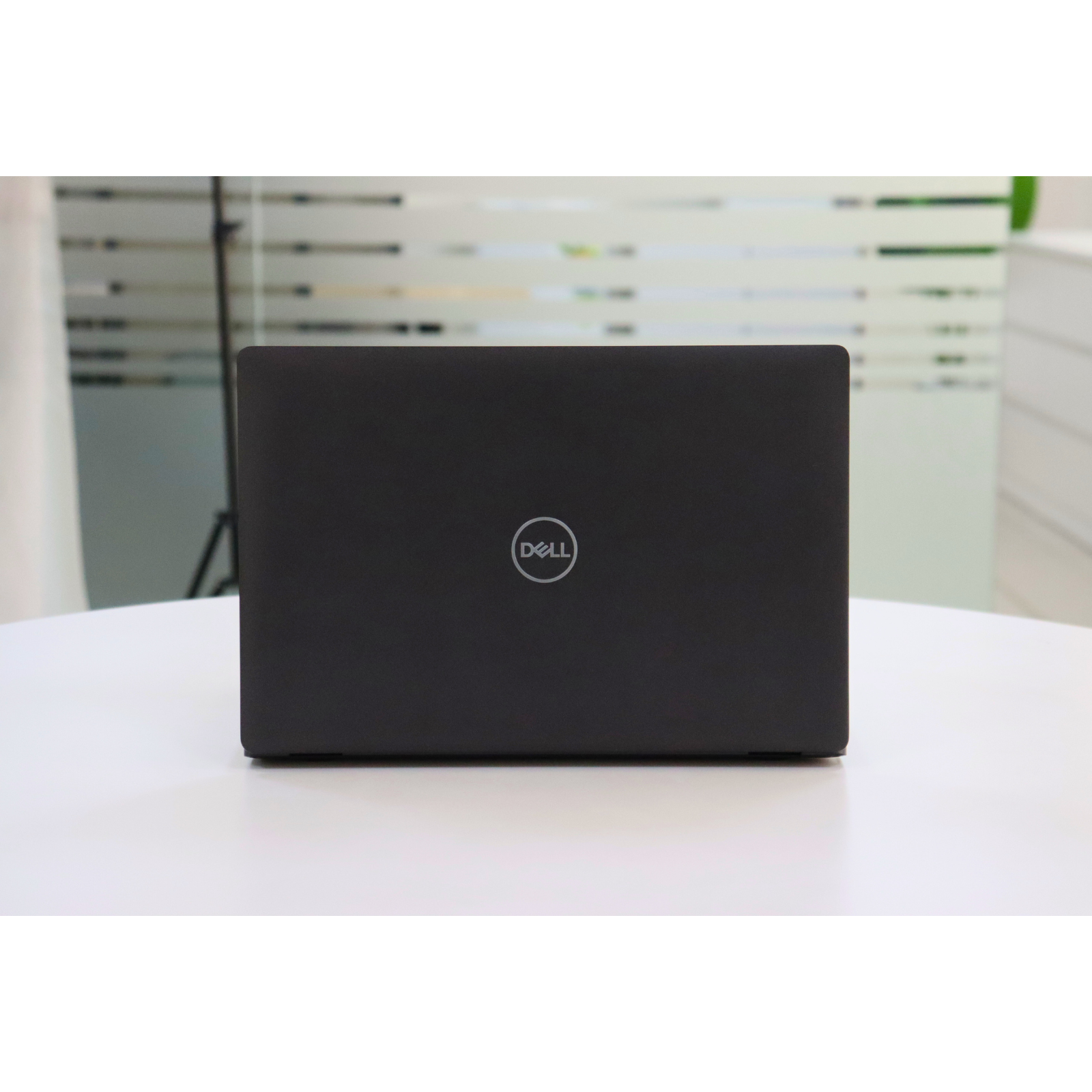 DELL LATITUDE 5400: 8th Gen i5, 16GB RAM, 256GB SSD, SN:95777