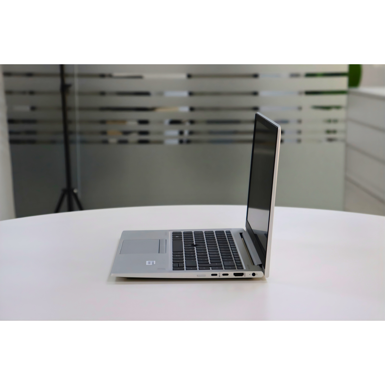 HP ELITEBOOK 845 G8:AMD RYZEN 3, 16GB RAM, 256GB SSD, SN:00300
