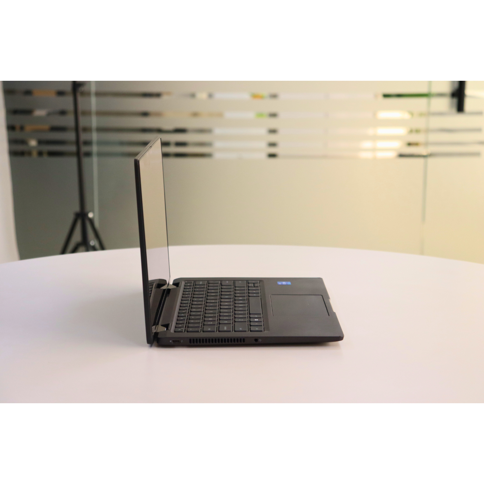Dell LATITUDE 7420: 11th Gen i5, 16GB RAM, 256GB SSD, SN:95613