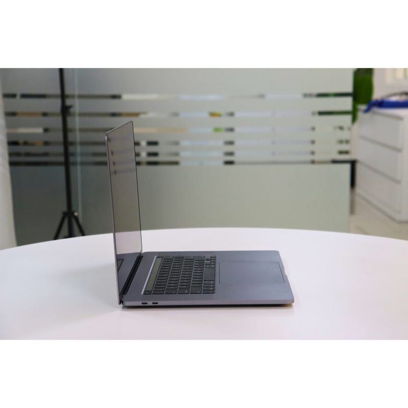 Apple MACBOOK PRO A2141 (2019): i7, 9th Gen, 16GB RAM, 512GB SSD, SN:95746