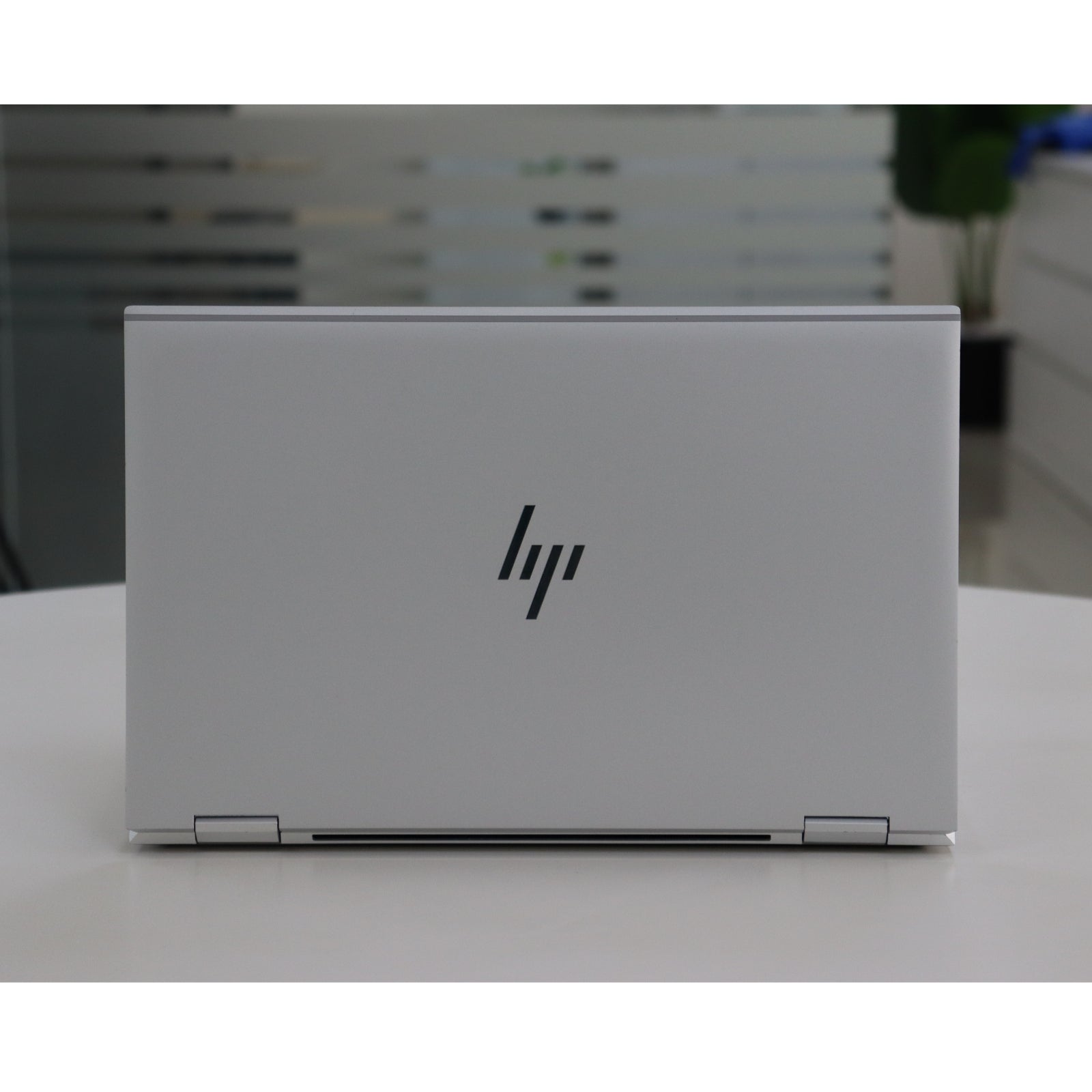 HP ELITEBOOK X360 1040 G8: Intel Core i7, 11th Gen, 16GB RAM, 512GB SSD SN:21447