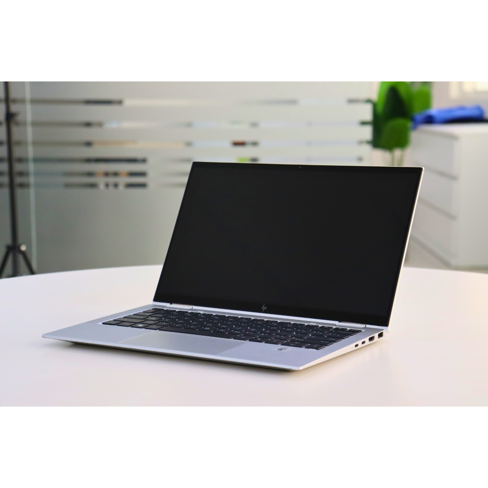 HP EliteBook X360 1030 G7: 10th Gen i5, 16GB RAM, 256GB SSD, SN:18857