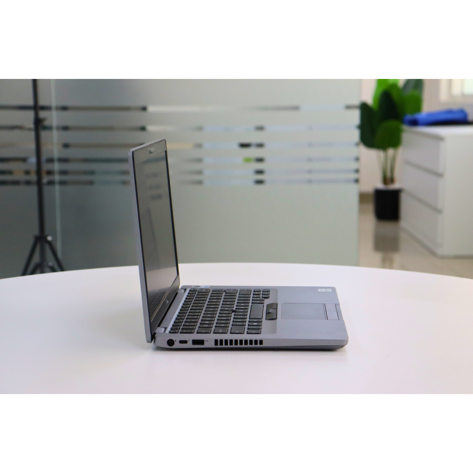 DELL LATITUDE 5410: 10th Gen i7, 32GB RAM, 512GB SSD, SN:917607