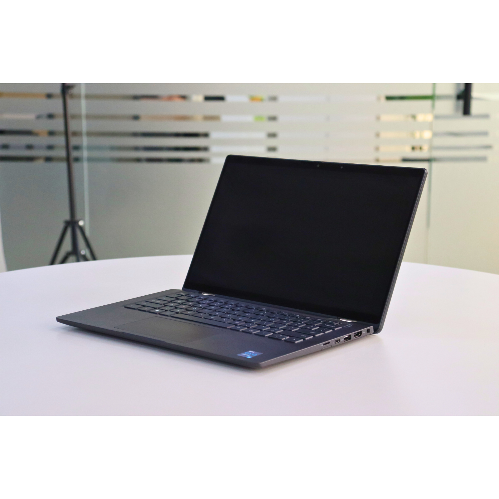 Dell LATITUDE 7420: 11th Gen i5, 16GB RAM, 256GB SSD, SN:95616