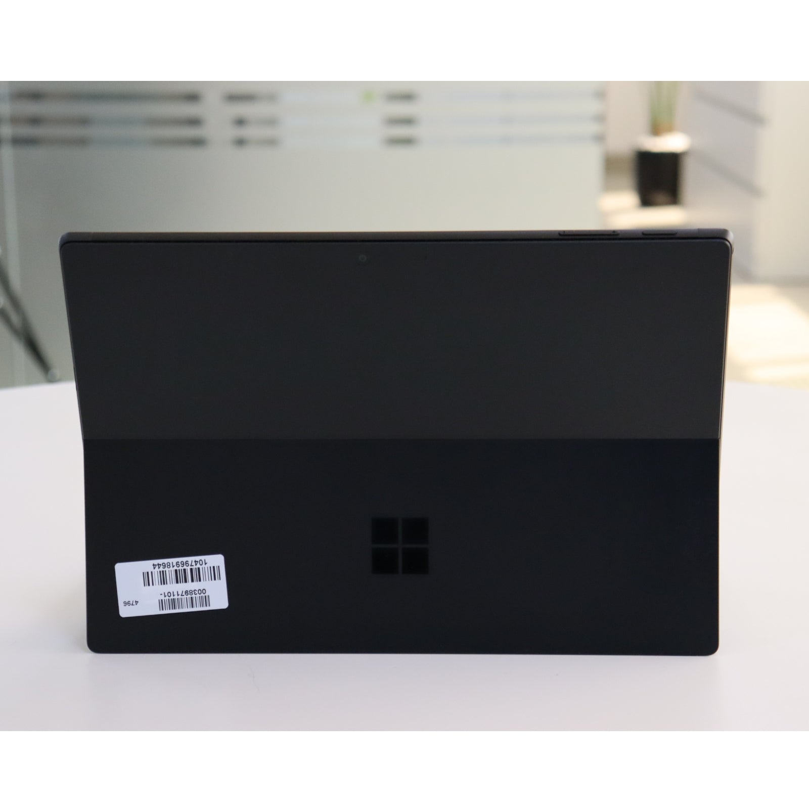 MICROSOFT SURFACE PRO 7+: 11th Gen i5, 8GB RAM, 256GB SSD, SN:18644