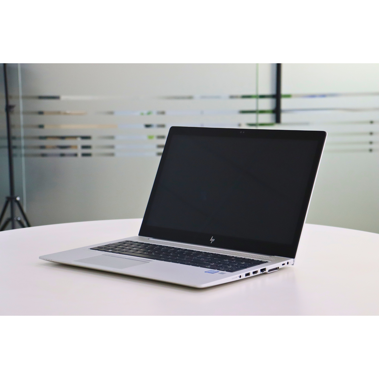 HP ELITEBOOK 850 G5: 8th Gen i5, 8GB RAM, 256GB SSD, SN:00071