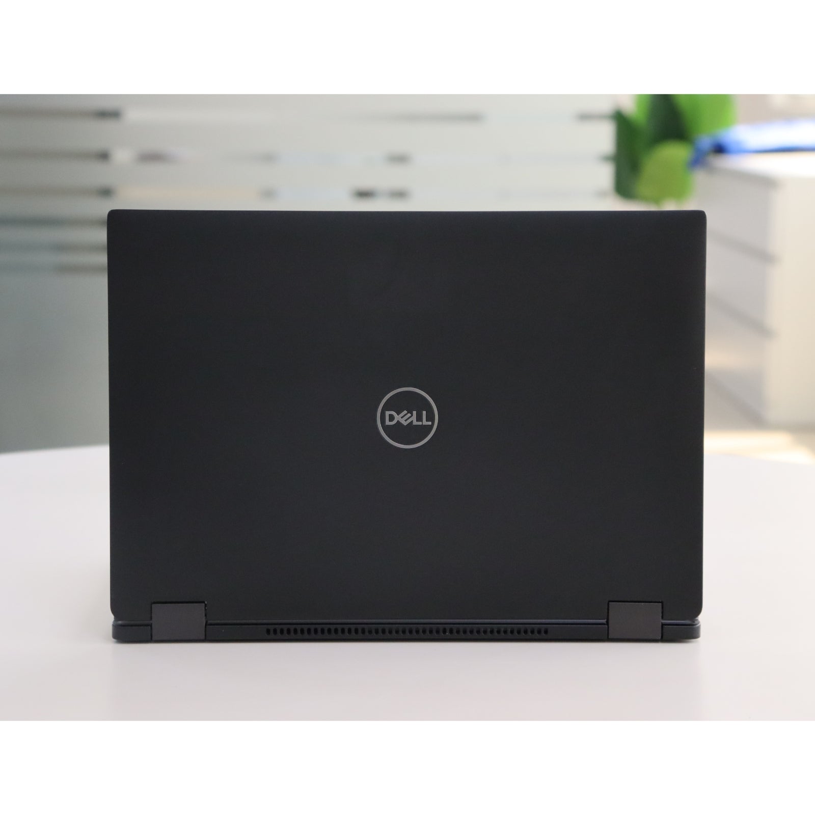 Dell LATITUDE 7390 2-IN-1: 8th Gen i5, 16GB RAM, 256GB SSD, SN:20656