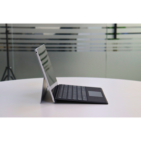 MICROSOFT SURFACE PRO 5: 7th Gen i5, 8GB RAM, 256GB SSD, SN:18906