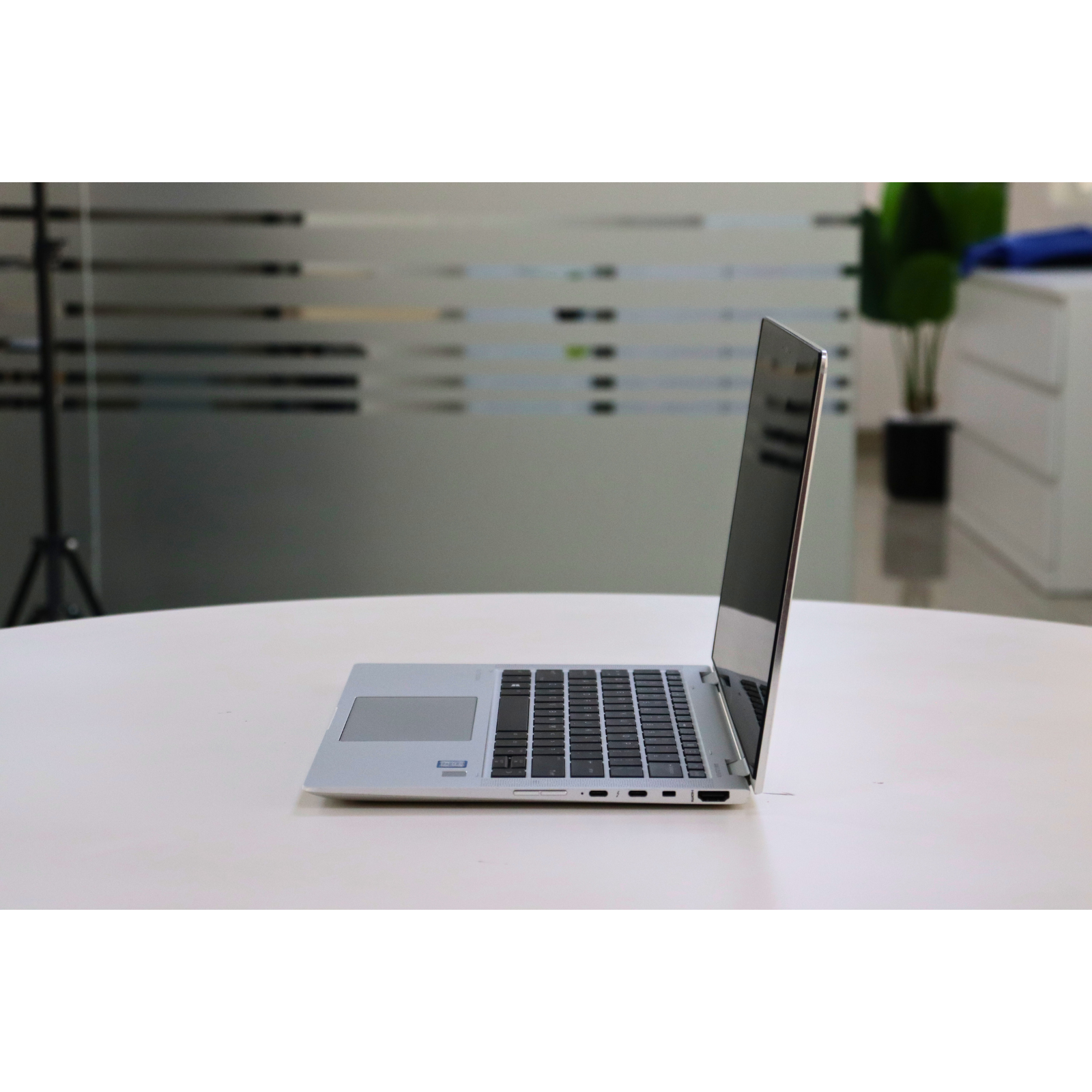 HP EliteBook X360 1030 G3: Intel Core i5, 8th Gen, 16GB RAM, 256GB SSD SN:918782