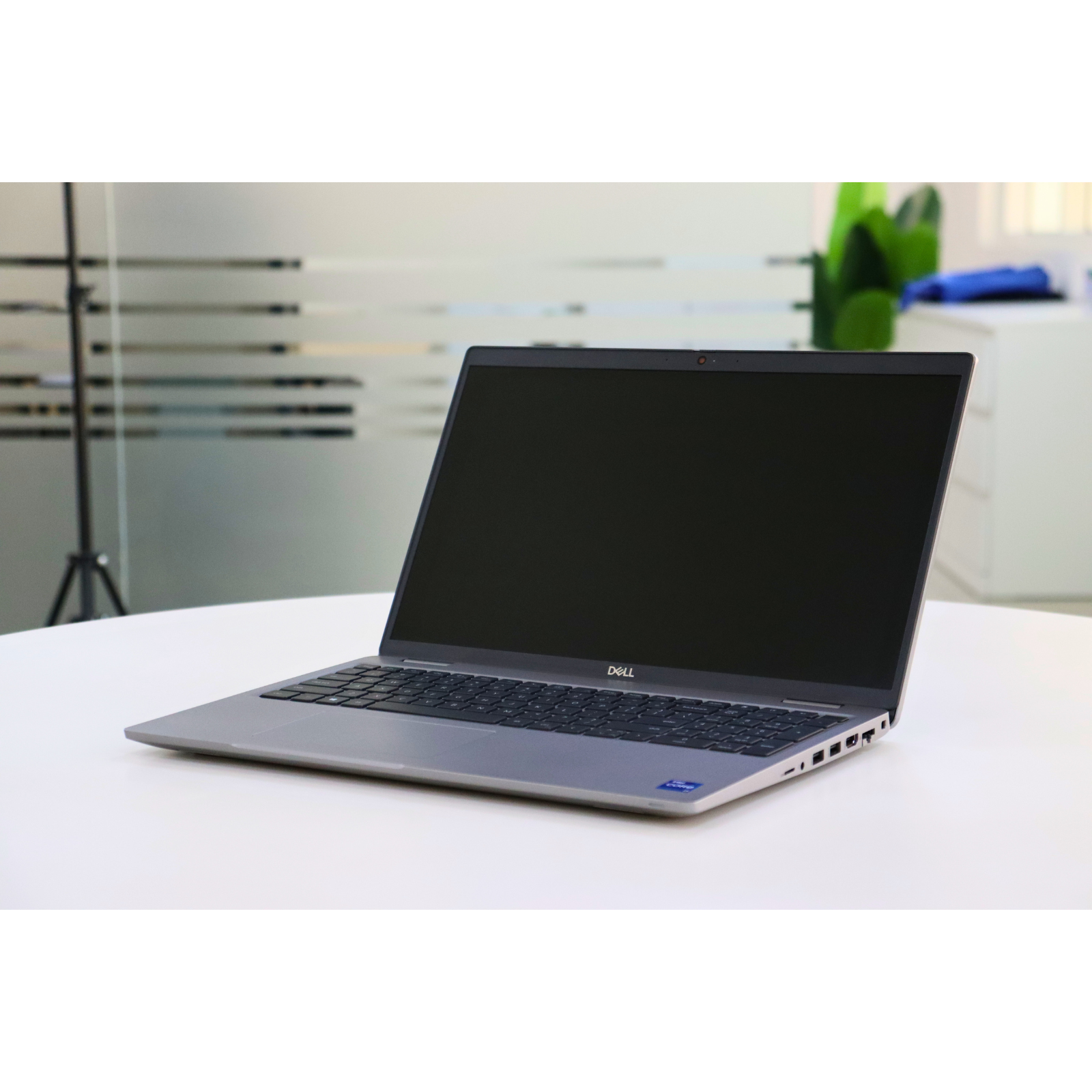 Dell LATITUDE 5520: 11th Gen i7, 8GB RAM, 512GB SSD, SN:19098