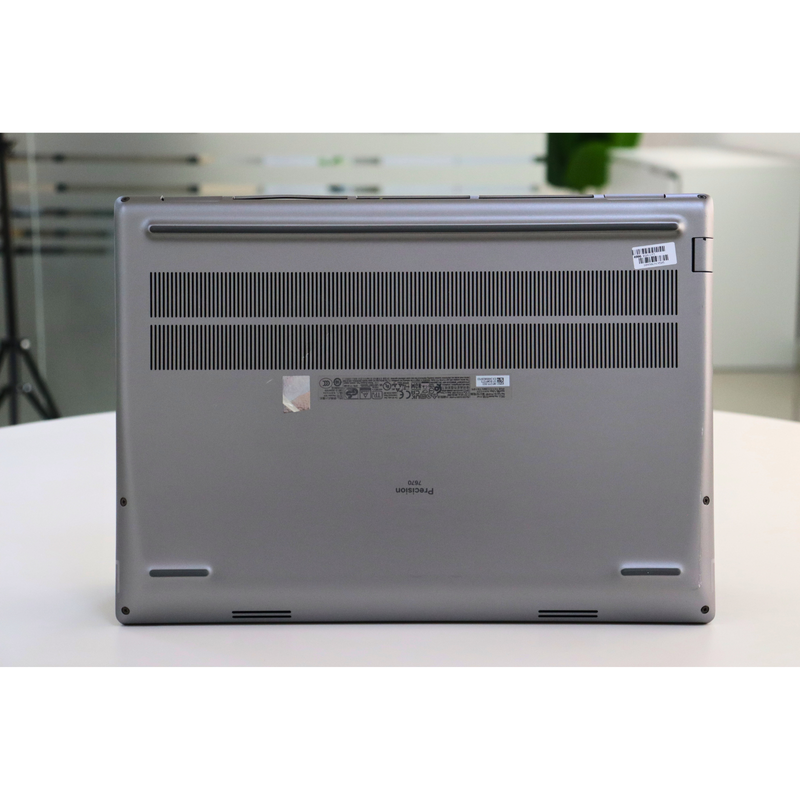 Dell PRECISION 7670: 12th Gen i7, 32GB RAM, 512GB SSD, SN:19505