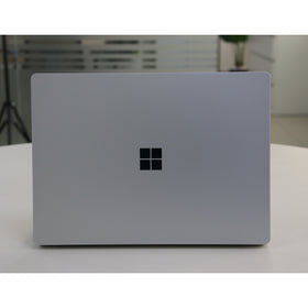 MICROSOFT SURFACE LAPTOP 2: 8th Gen i5, 8GB RAM, 256GB SSD, SN:78321