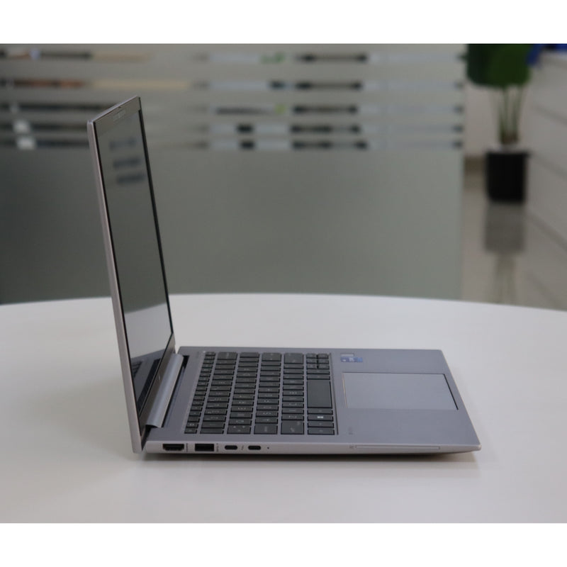 HP ZBOOK FIREFLY 14 G9: 12th Gen i7, 8GB RAM, 512GB SSD, SN:21616
