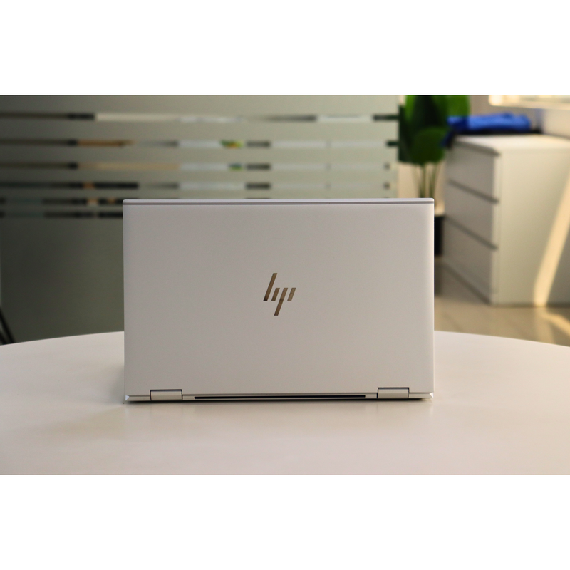 HP ELITEBOOK X360 1040 G7: 10th Gen i7, 16GB RAM, 512GB SSD, SN:00722