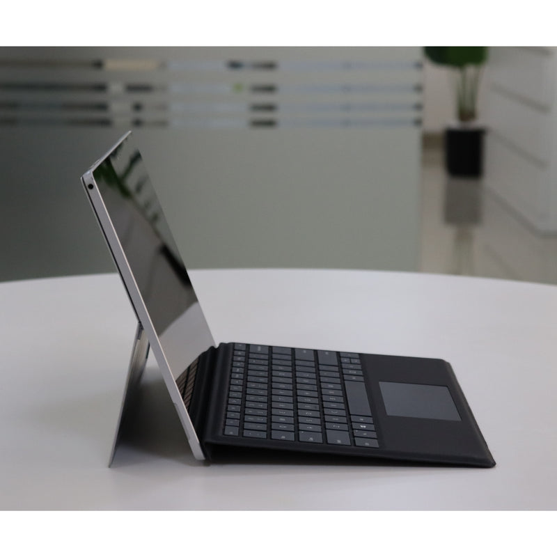 Microsoft SURFACE PRO 6: i5, 8th Gen, 8GB RAM, 256GB SSD, SN:78356