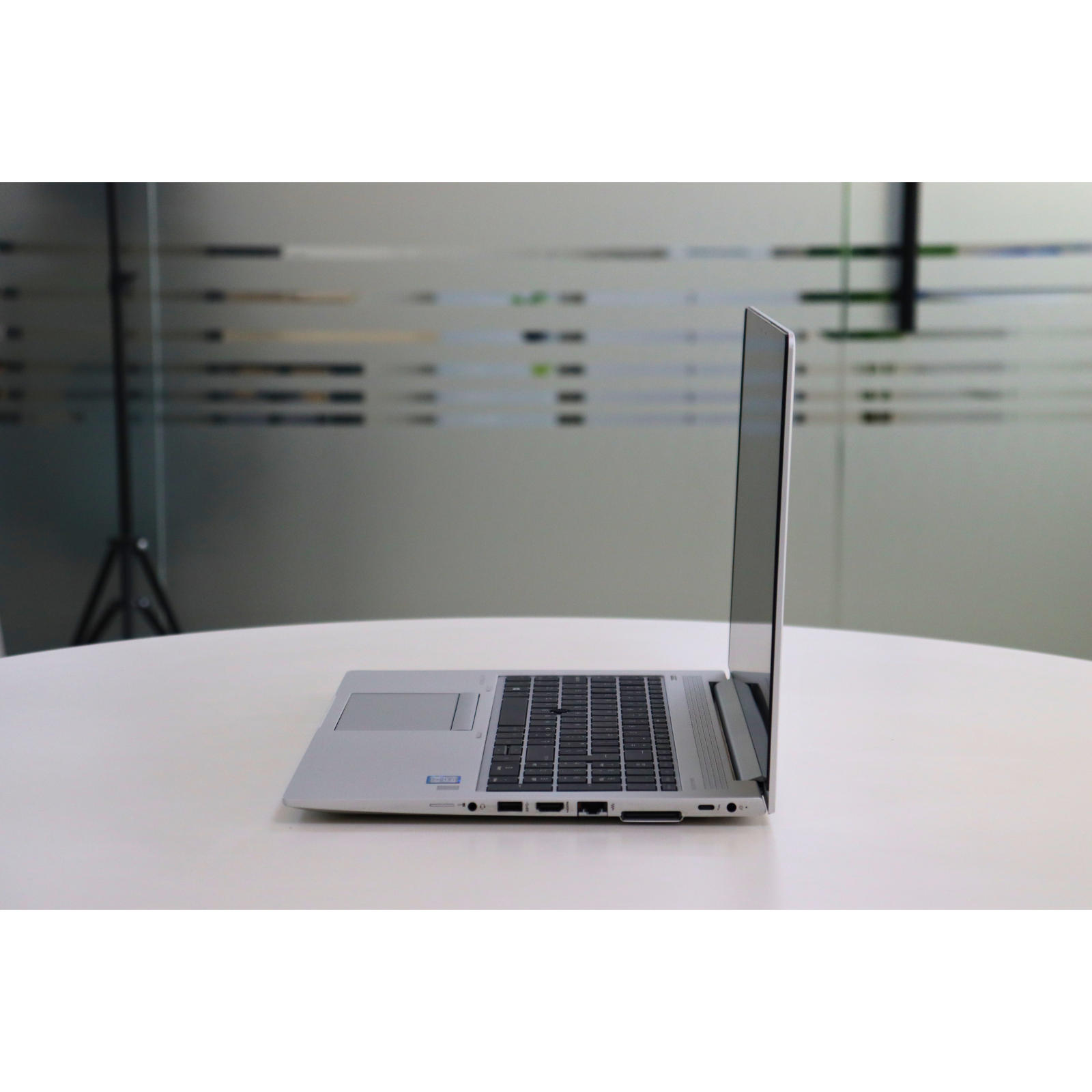 HP ELITEBOOK 850 G5: 8th Gen i5, 8GB RAM, 256GB SSD, SN:00047