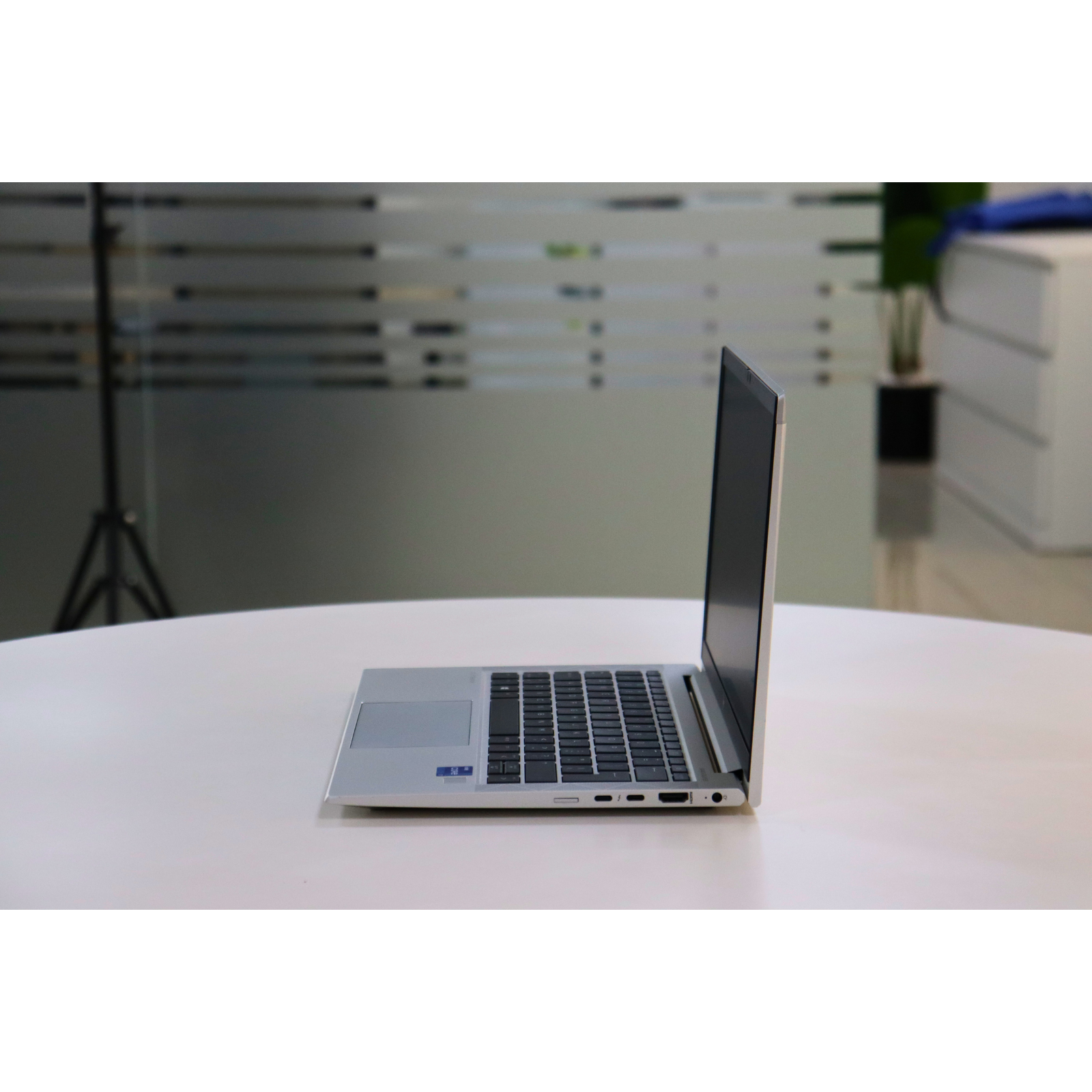 HP ELITEBOOK 830 G8: 11th Gen i7, 16GB RAM, 512GB SSD, SN:00078