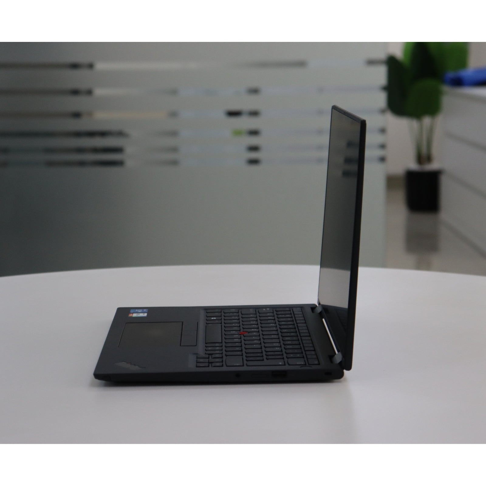 LENOVO THINKPAD X13 YOGA GEN 2: 11th Gen i5, 16GB RAM, 256GB SSD, SN:01199