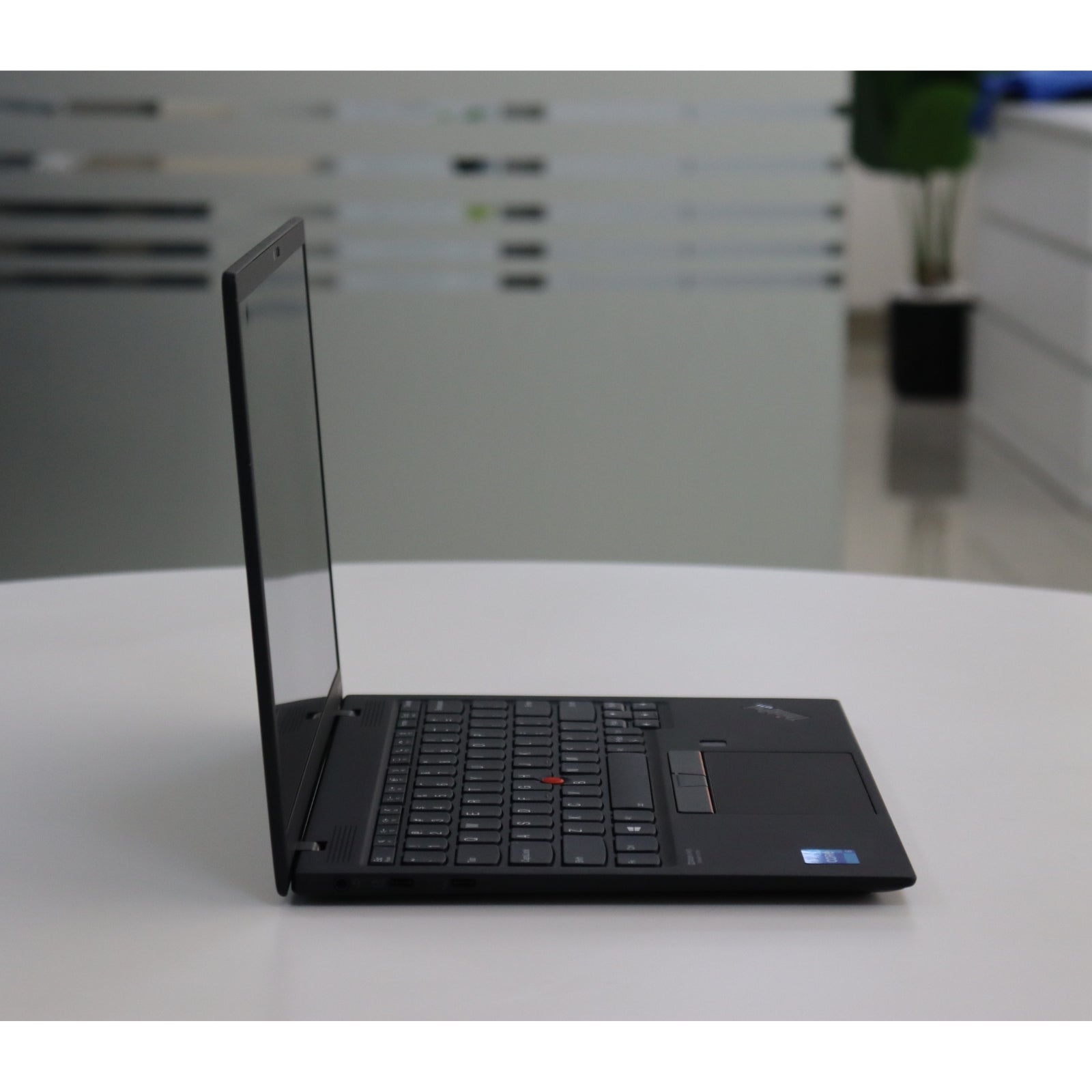 LENOVO THINKPAD X1 NANO GEN 1: 11th Gen i5, 16GB RAM, 256GB SSD, SN:16626