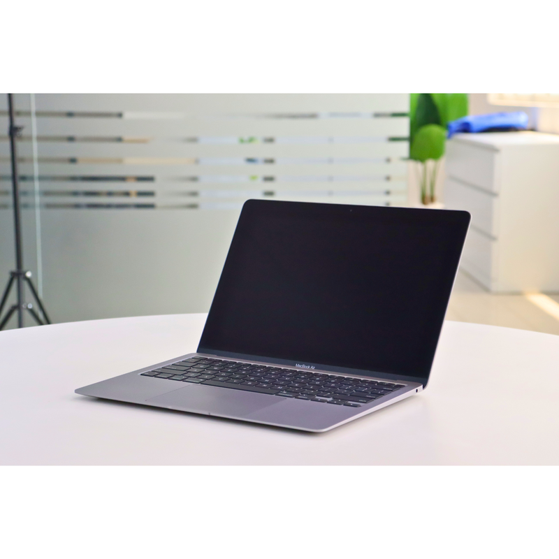 Apple MACBOOK AIR A2337(2020): M1, 8GB RAM, 256GB SSD, SN:860710