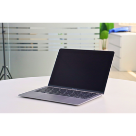 Apple MACBOOK AIR A2337(2020): M1, 8GB RAM, 256GB SSD, SN:860710