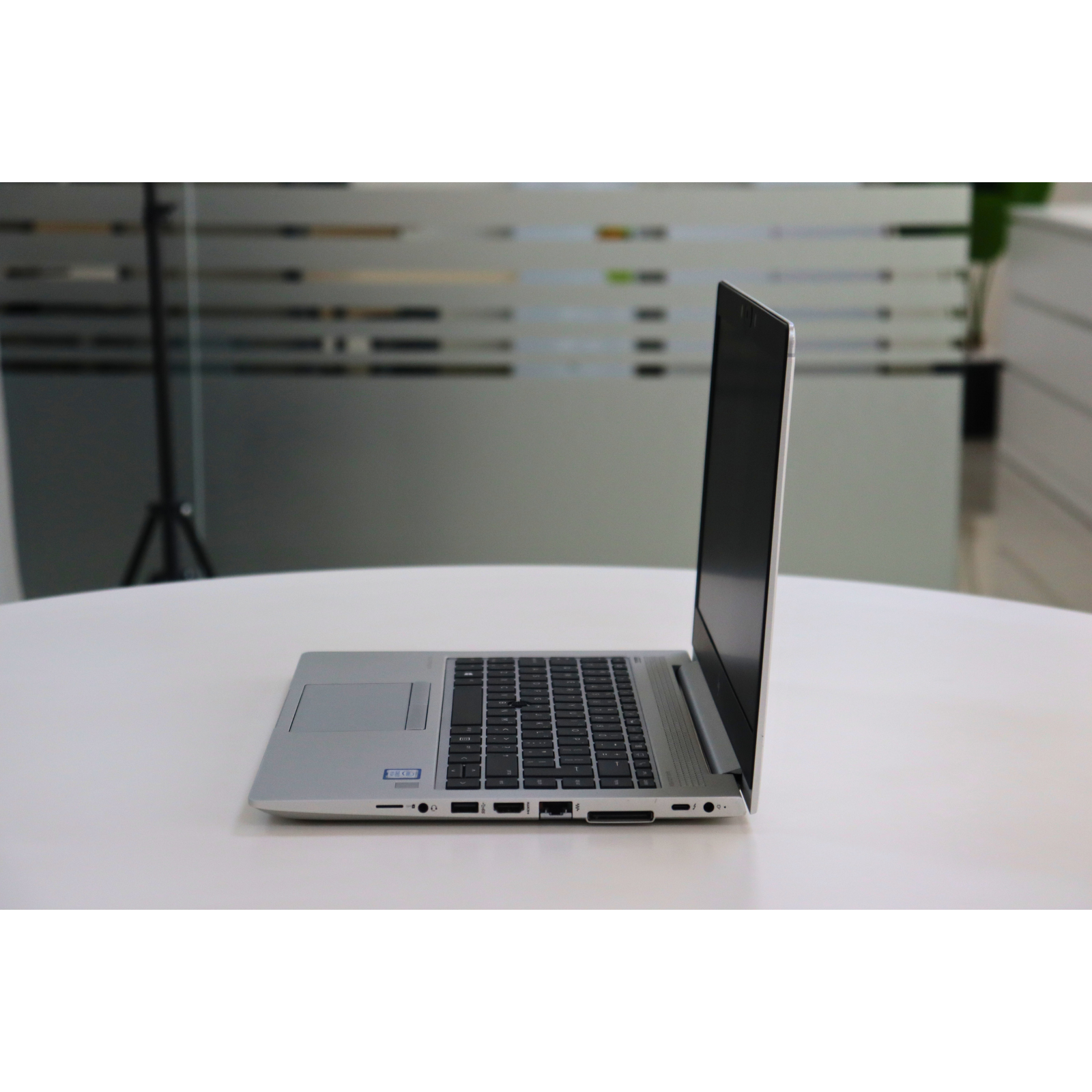 HP ELITEBOOK 840 G6: 8th Gen i7, 8GB RAM, 256GB SSD, SN:00711