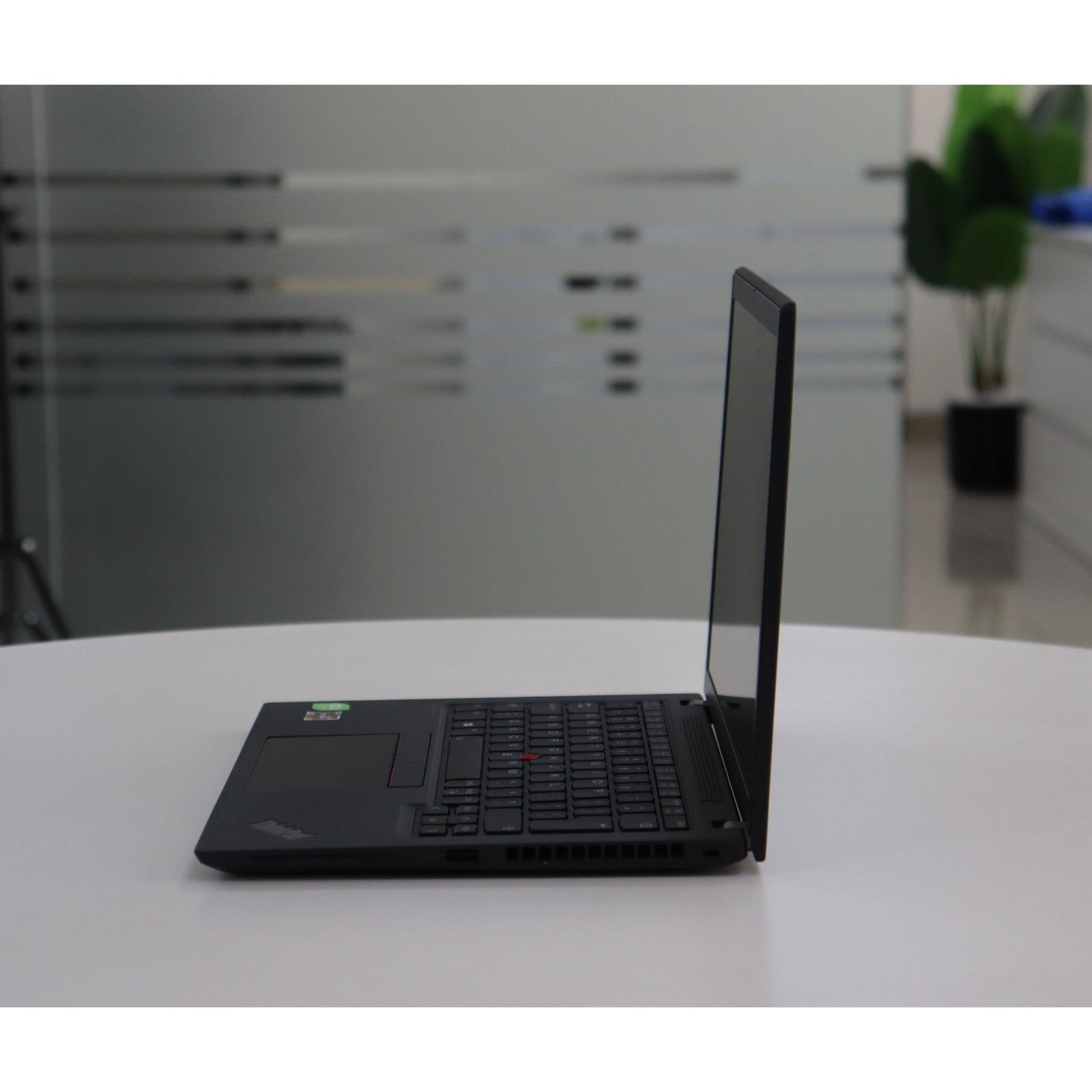 LENOVO THINKPAD X13 GEN 2: AMD RYZEN 5, 16GB RAM, 256GB SSD, SN:00660