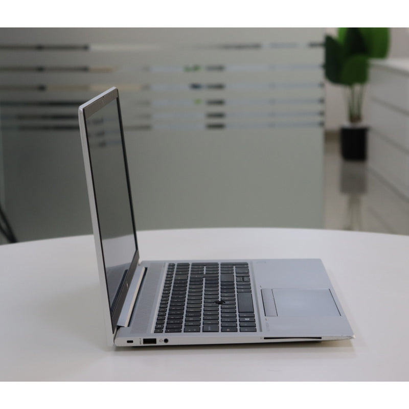 HP ELITEBOOK 855 G7: RYZEN 3, 8GB RAM, 256GB SSD SN:00720