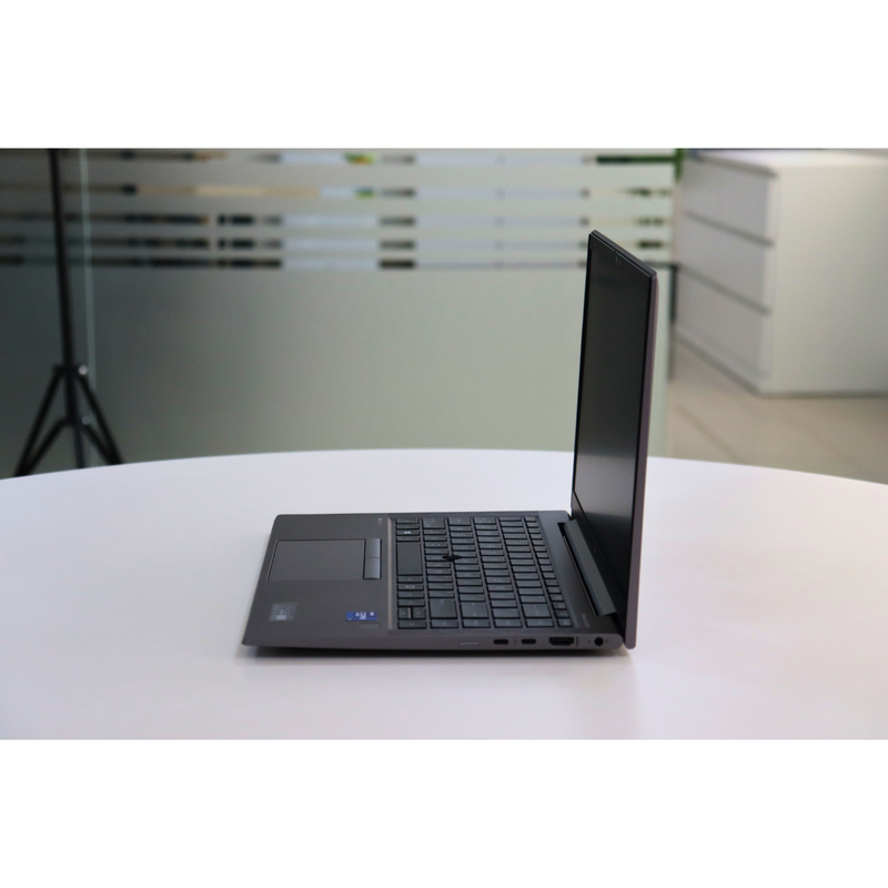 HP ZBOOK FIREFLY 14 G8: 11th Gen i7, 16GB RAM, 256GB SSD, SN:898755