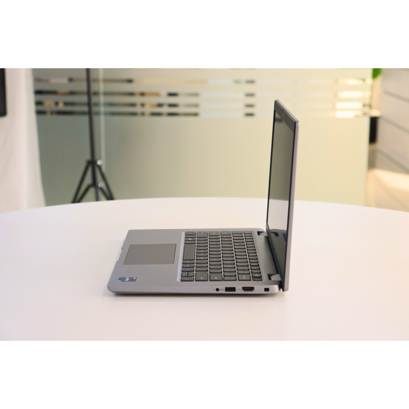 Dell Latitude 5440: Intel Core i5, 13th Gen, 16GB RAM, 512GB SSD SN:95537