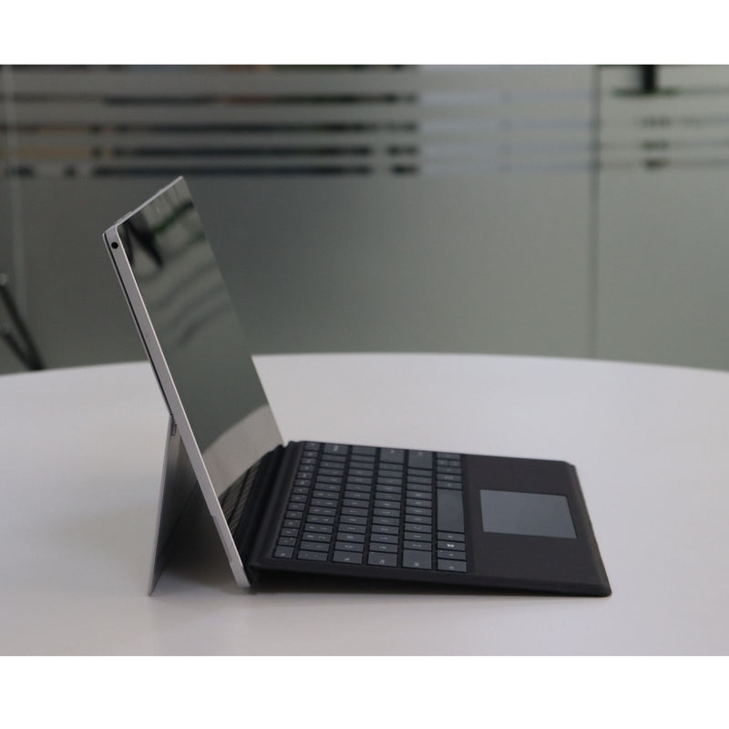 Microsoft SURFACE PRO 6: i5, 8th Gen, 8GB RAM, 256GB SSD, SN:78355