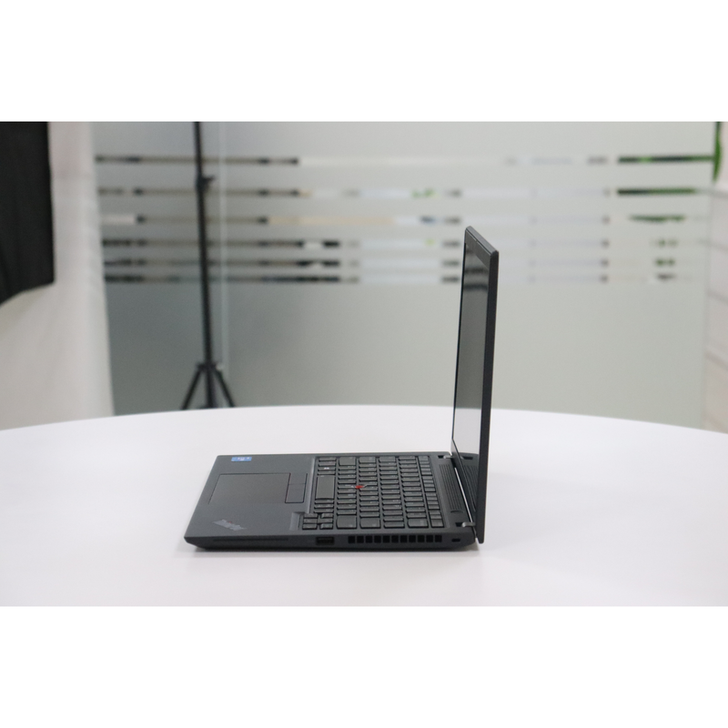 LENOVO THINKPAD X13 GEN 2: 11th Gen i5, 16GB RAM, 256GB SSD, SN:92759