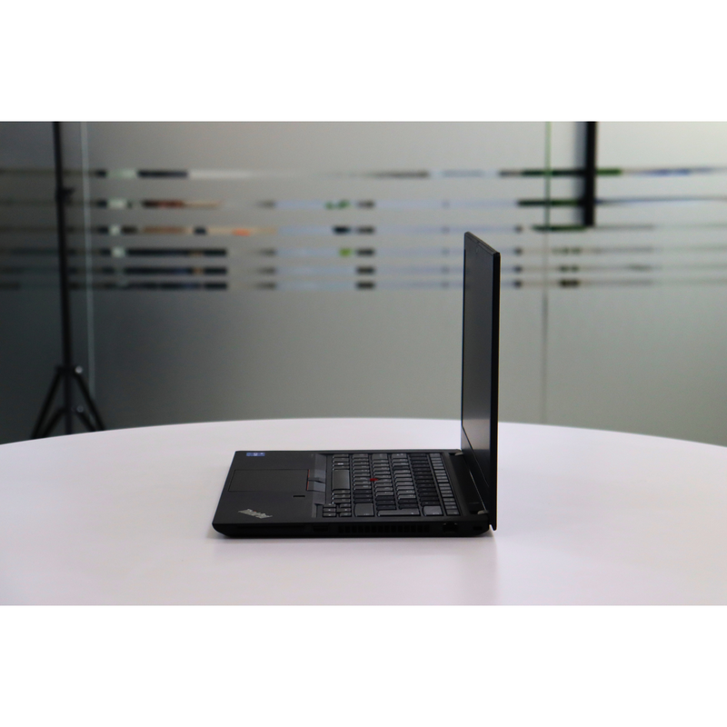 LENOVO THINKPAD P14S GEN 2: i7 11th, 16GB RAM, 512GB SSD, SN:00240