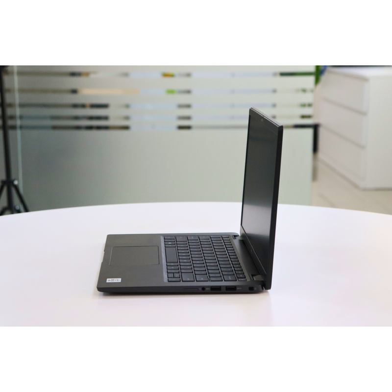 DELL LATITUDE 7410: 10th Gen i5, 8GB RAM, 256GB SSD, SN:898064