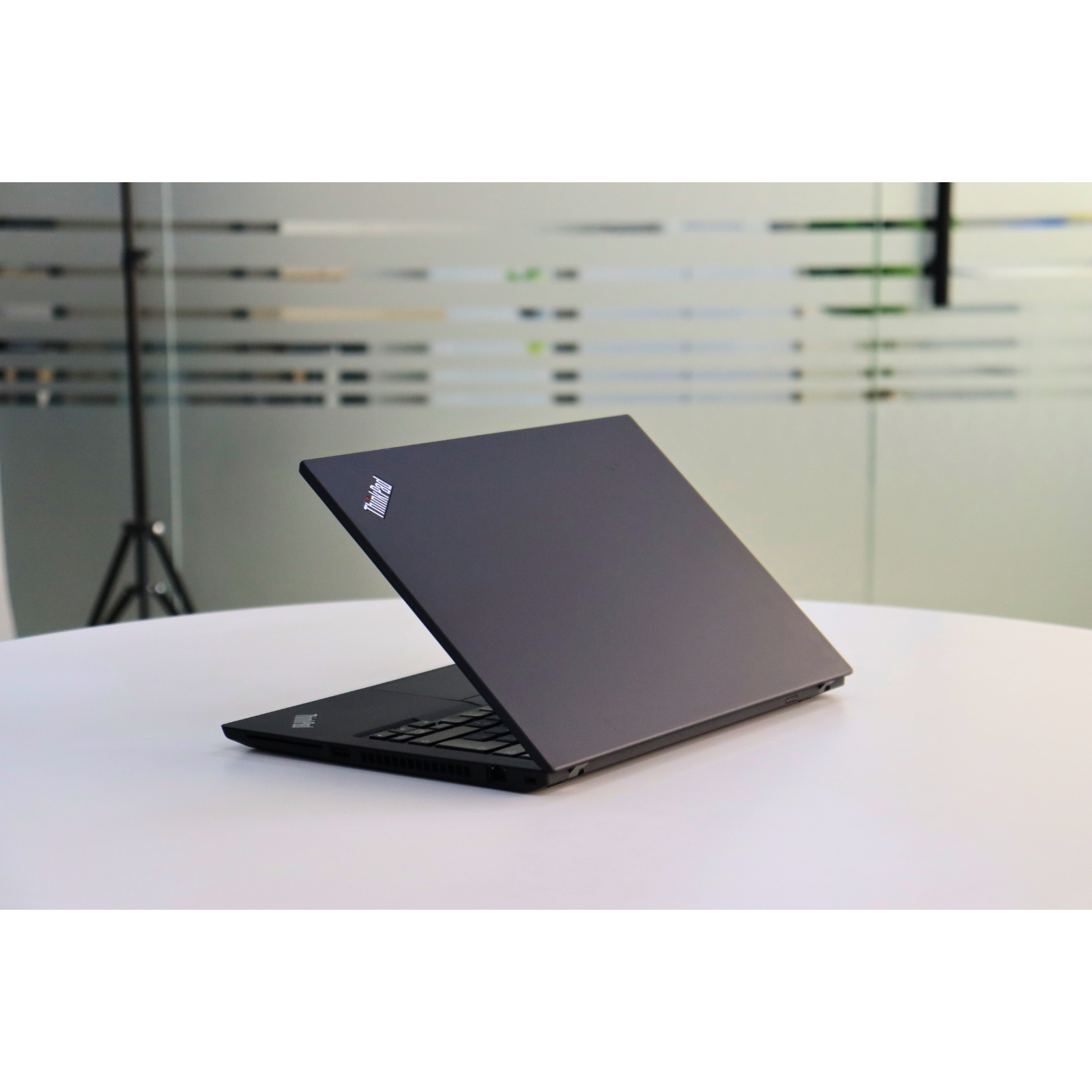 LENOVO THINKPAD T14 GEN 1: 10th Gen i5, 16GB RAM, 256GB SSD, SN:000371