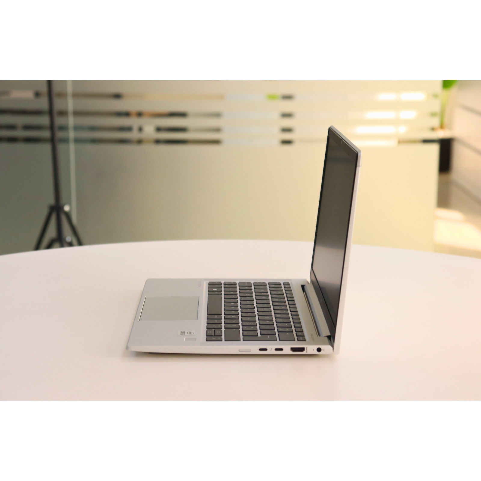 HP ELITEBOOK 830 G7: 10th Gen i5, 8GB RAM, 256GB SSD, SN:00661