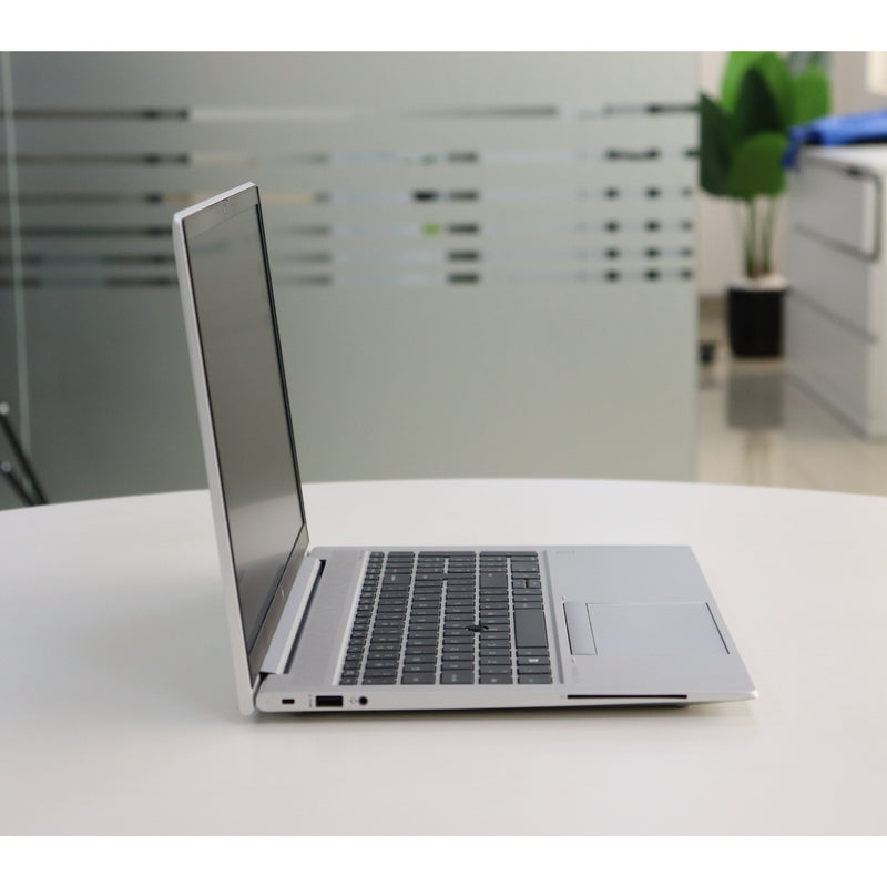 HP ELITEBOOK 855 G7: RYZEN 3, 8GB RAM, 256GB SSD SN:00700