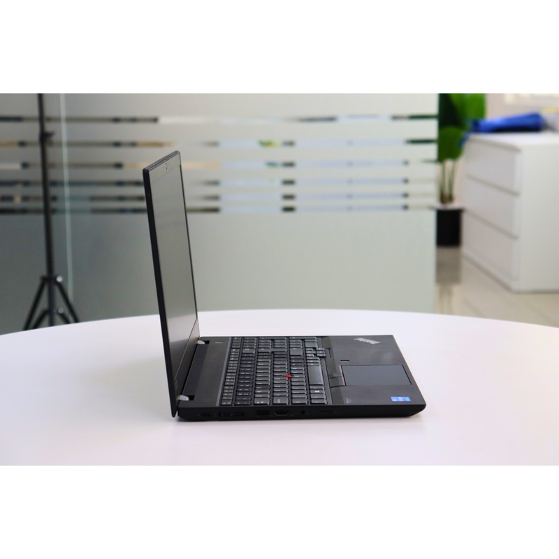 LENOVO THINKPAD T15 GEN 2: Intel Core i5, 11th Gen, 16GB RAM, 256GB SSD SN:01068