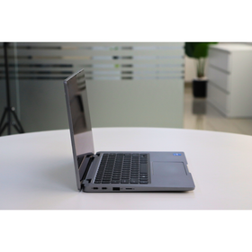 Dell LATITUDE 5330: 12th Gen i5, 16GB RAM, 256GB SSD, SN:06030