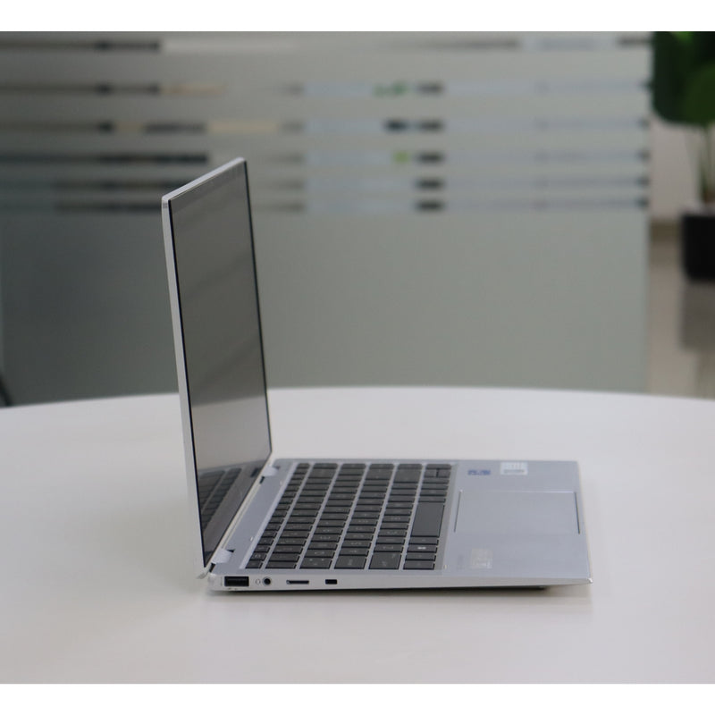 HP ELITEBOOK X360 1040 G8: Intel Core i7, 11th Gen, 16GB RAM, 512GB SSD SN:21447