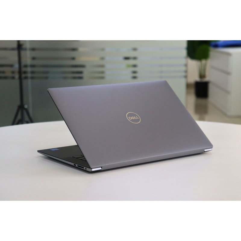 DELL PRECISION 5560: 11th Gen i7, 32GB RAM, 256GB SSD, SN:21999