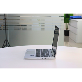 HP ELITEBOOK 640 G10 : 13th Gen i5, 16GB RAM, 256GB SSD, SN:00357