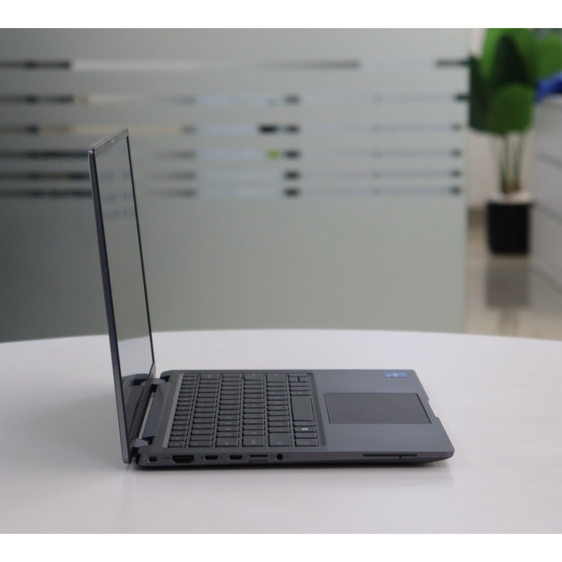 Dell LATITUDE 9430: 12th Gen i5, 16GB RAM, 256GB SSD, SN:53969