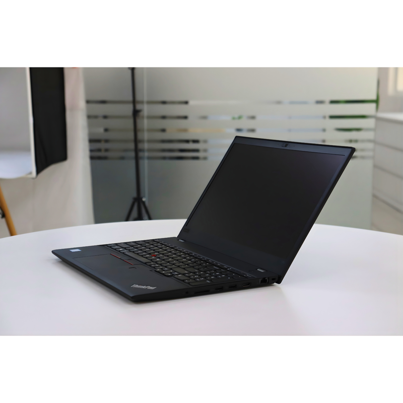 LENOVO THINKPAD T580: Intel Core i7, 8th Gen, 16GB RAM, 512GB SSD SN:82715