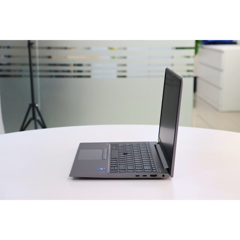 HP ZBOOK FIREFLY 14 G8: 11th Gen i7, 16GB RAM, 256GB SSD, SN:898759