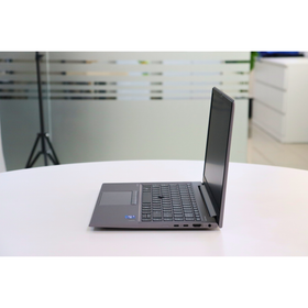 HP ZBOOK FIREFLY 14 G8: 11th Gen i7, 16GB RAM, 256GB SSD, SN:898759