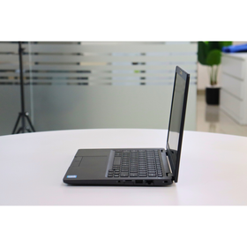 DELL Latitude 5300: i5, 8th Gen, 8GB RAM, 512GB SSD SN:17014