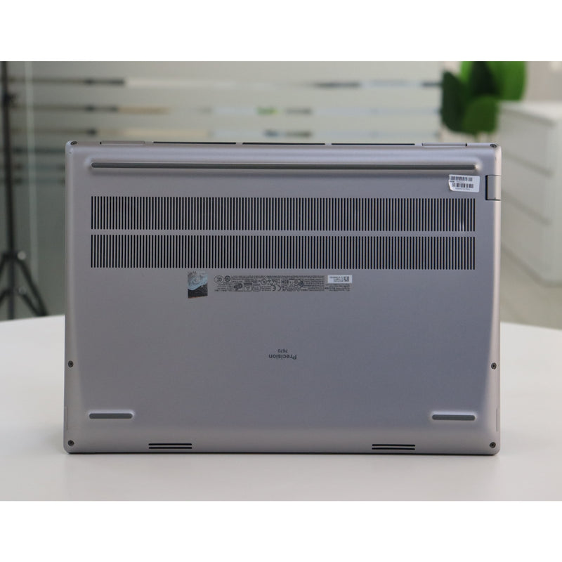 Dell PRECISION 7670: 12th Gen i7, 32GB RAM, 512GB SSD, SN:19501